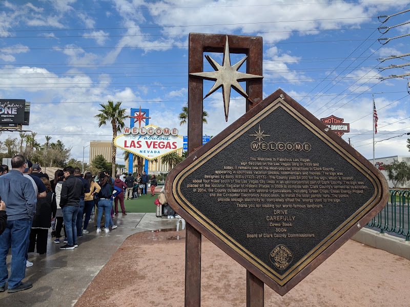 Welcome to Fabulous Las Vegas Sign 4
