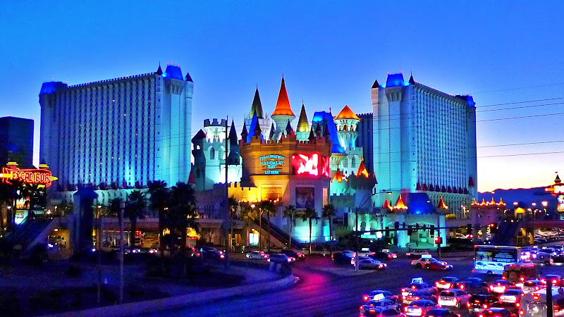 Lux Vegas 5