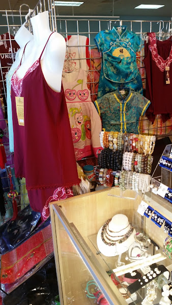 Boutique World 4