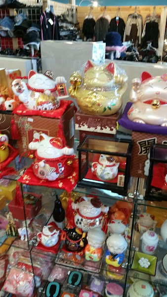 Boutique World 5