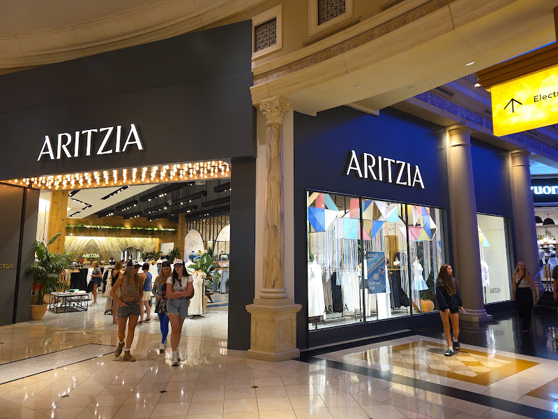 Aritzia 2