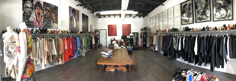 Closet Couture High End Consignment Boutique 3