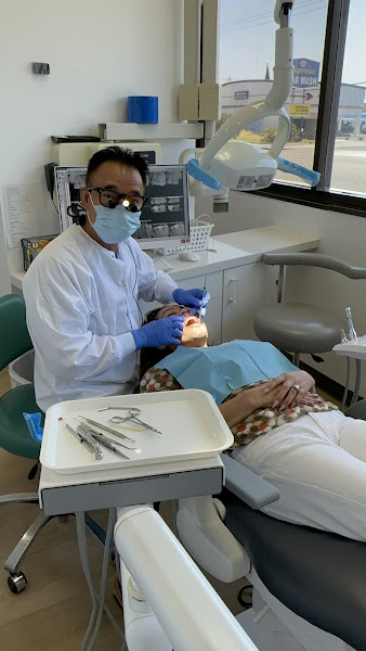 Unique Dental 3