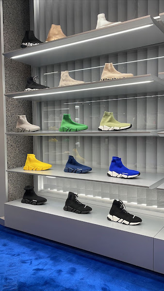 BALENCIAGA 5