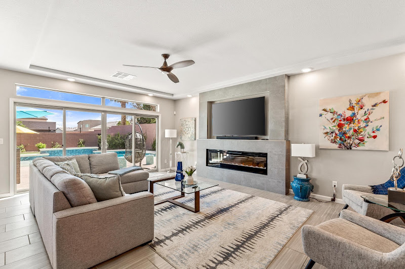 Tu Mai | Realtor | Huntington & Ellis, A Real Estate Agency 5
