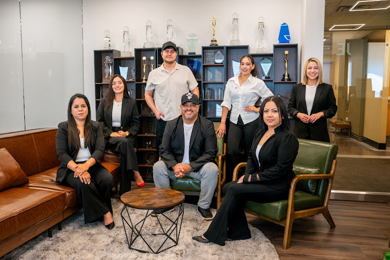 Alfredo Rosales - REALTOR Epique Realty 2