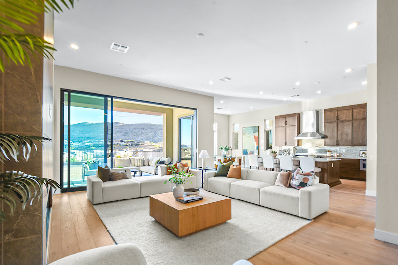 Paul Conforte and Bridget Olson REALTORS - Conforte & Olson Team 5