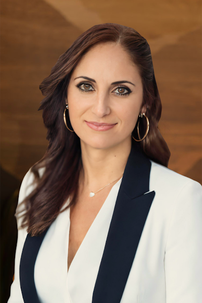 Ivette Chao - Las Vegas Sotheby’s international realty S.0185025 2