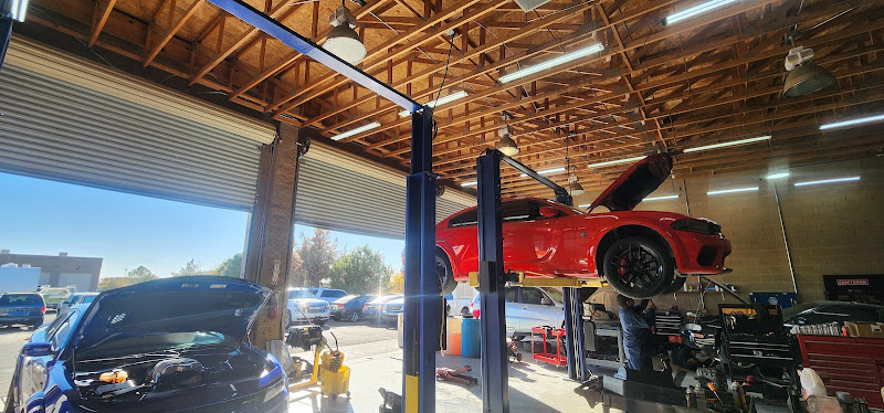 A&V MECHANIC SHOP 4