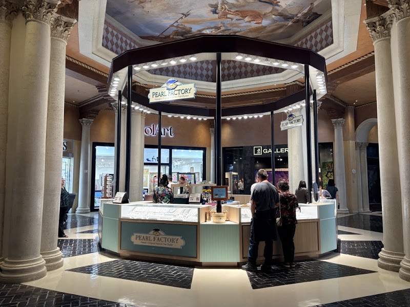 Pearl Factory - Hawaii's Original Pearl-In-The-Oyster