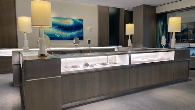 Tiffany & Co. 4