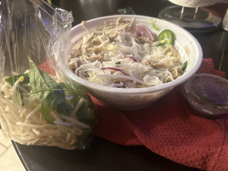 Eat Well Bar and Grill 3