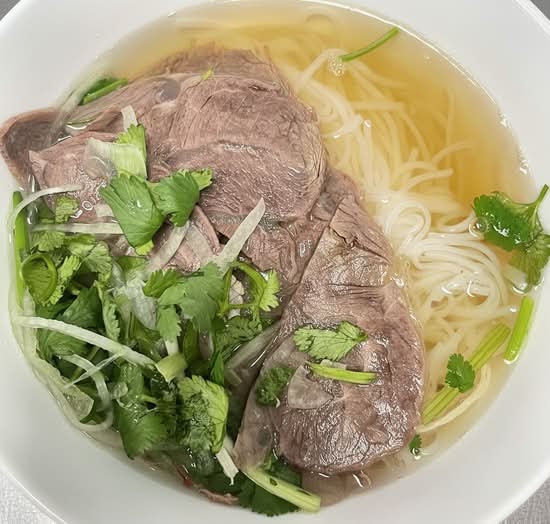 Phở Tầu Bay Restaurant 5