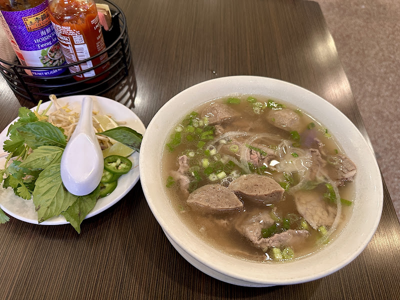 Viet Orleans Bistro 5