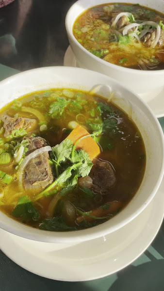 Phở Bằng Restaurant 3