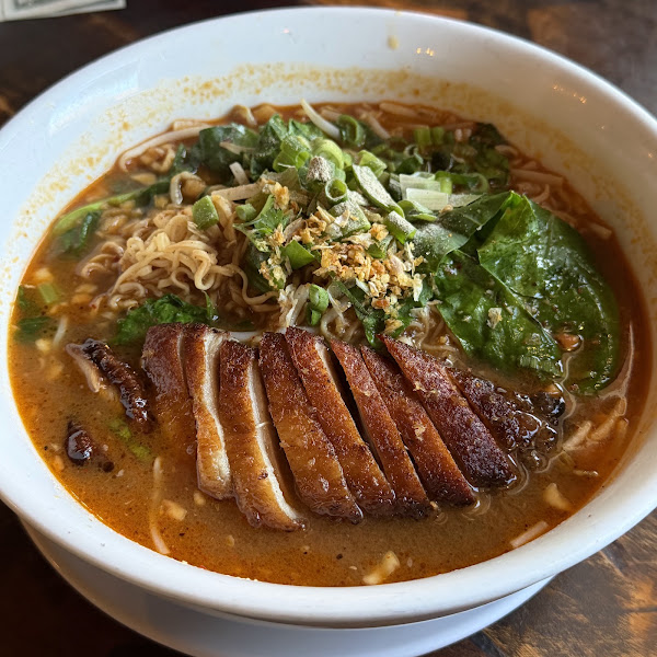 Budsi’s Authentic Thai 5