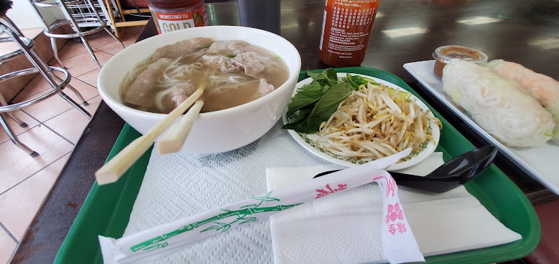 Eat-Well Food Mart 4