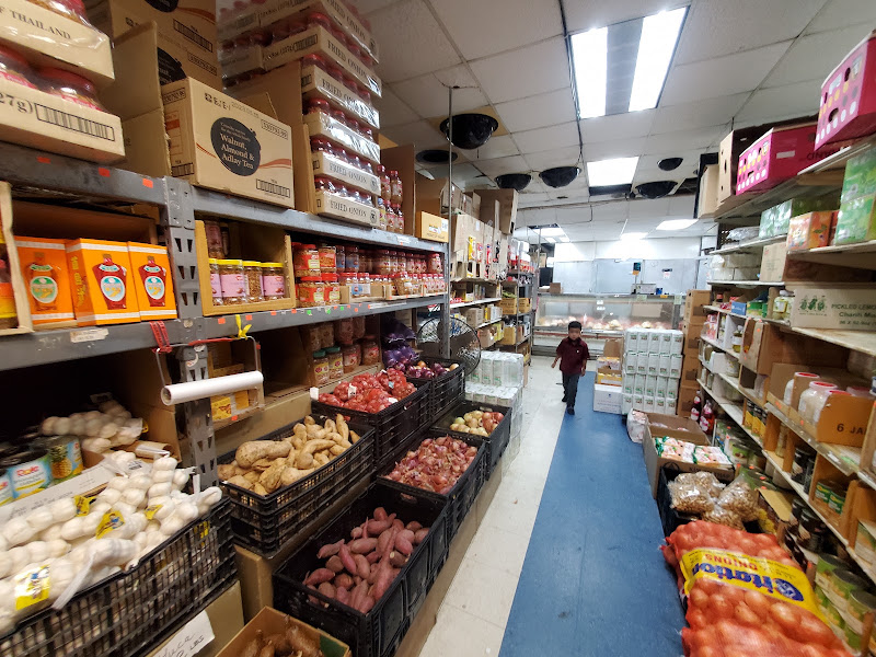 Minh Canh Market 2