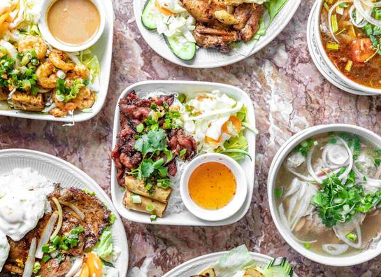 Dong Phuong Restaurant 4