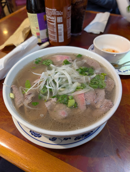 Dong Phuong Restaurant 5