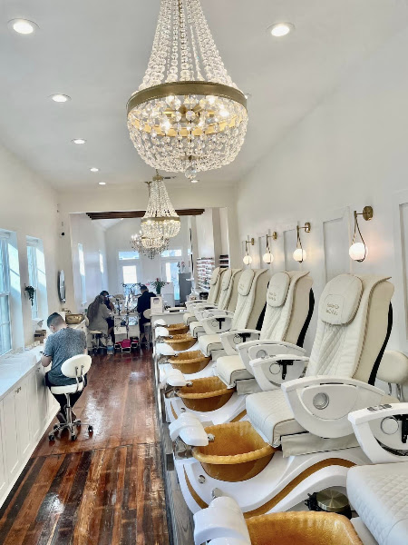 Golden File Nails & Spa Uptown New Orleans 4