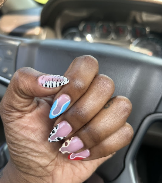 MLV Nails Studio 3