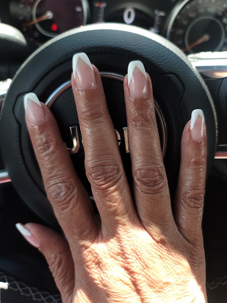 Lavish Nail Artistry LLC 3