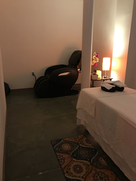 Good Day Relaxation Spa 5