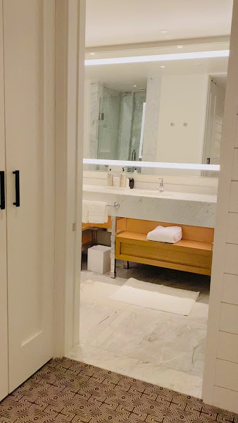 Four Seasons Hotel New Orleans 3