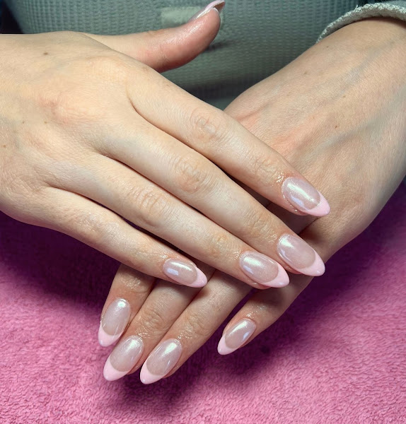Petal Salon 3