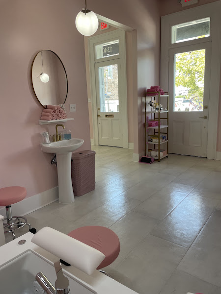 Petal Salon 5