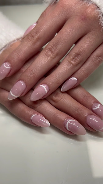 Eversaint Salon 3