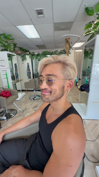 Elegance Salon 3