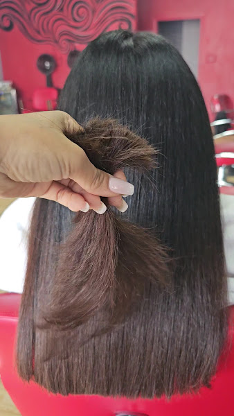 Yilliam's Beauty Bar 4