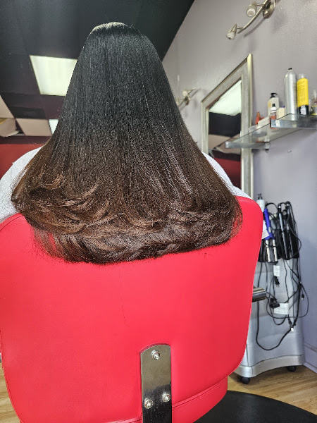 Yilliam's Beauty Bar 5