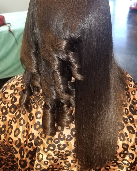 Lotus Hair Spa 3