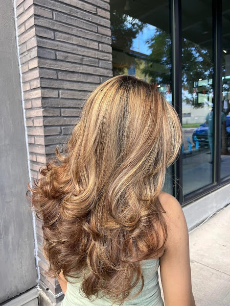 mariposa salon