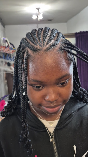 Empress Mi Cheveux & Lacire Salon (Hair and Waxing) 2
