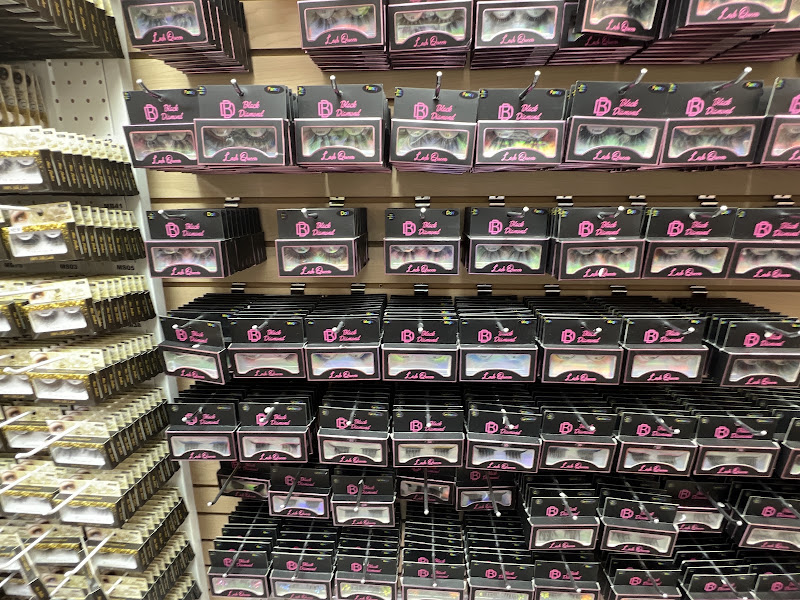 Mama’s beauty supply 4