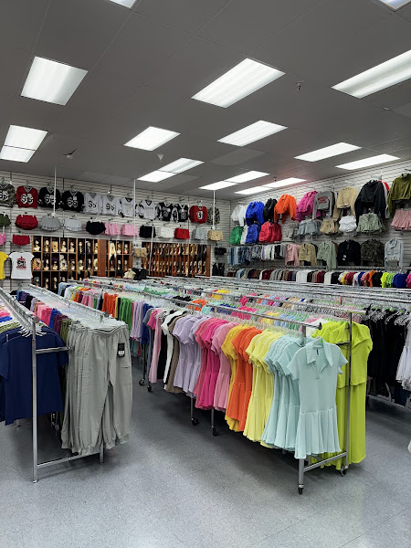 #1 Beauty Supply Women's Apparel 4