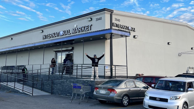 International Market 4