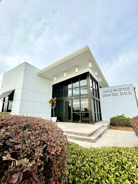 Smile In Style Dentistry | Diem Do, DDS 4