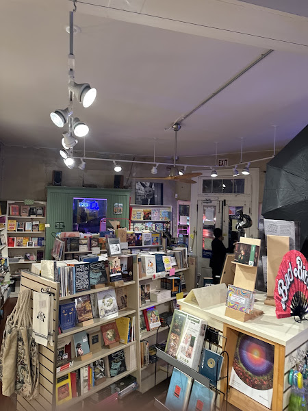 Frenchmen Art & Books 4
