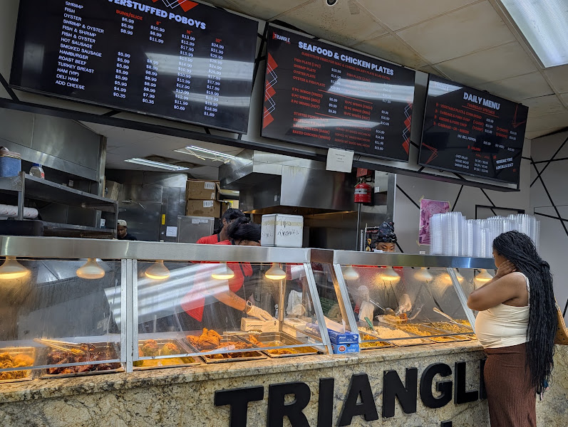 TRIANGLE DELI 3