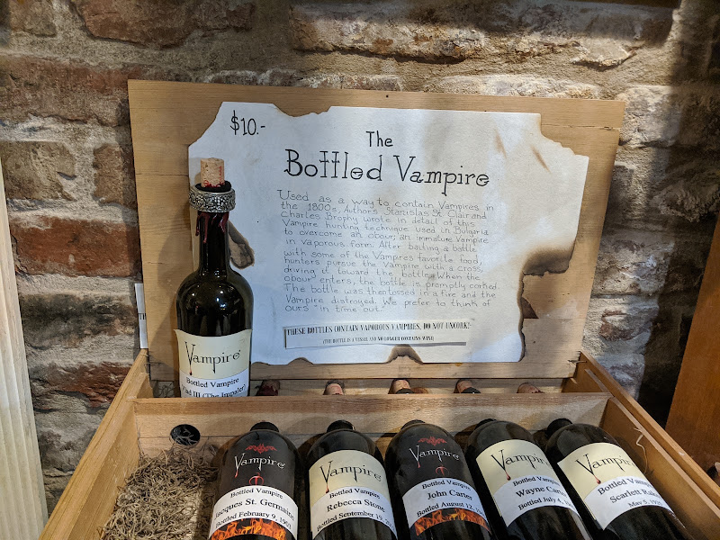Boutique Du Vampyre 5