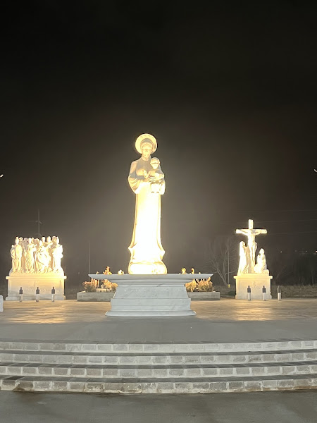 Mary Queen of Vietnam Outdoor Altar and Sculpture Prayer Park