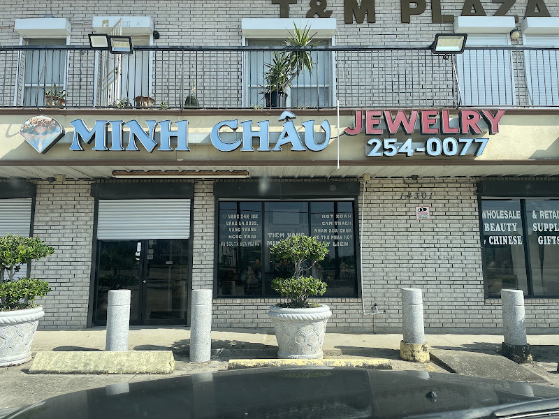 Minh Chau Jewelry 2