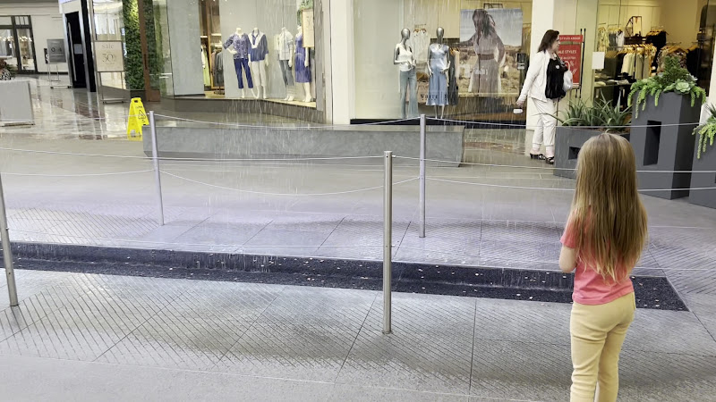 Lakeside Shopping Center 3
