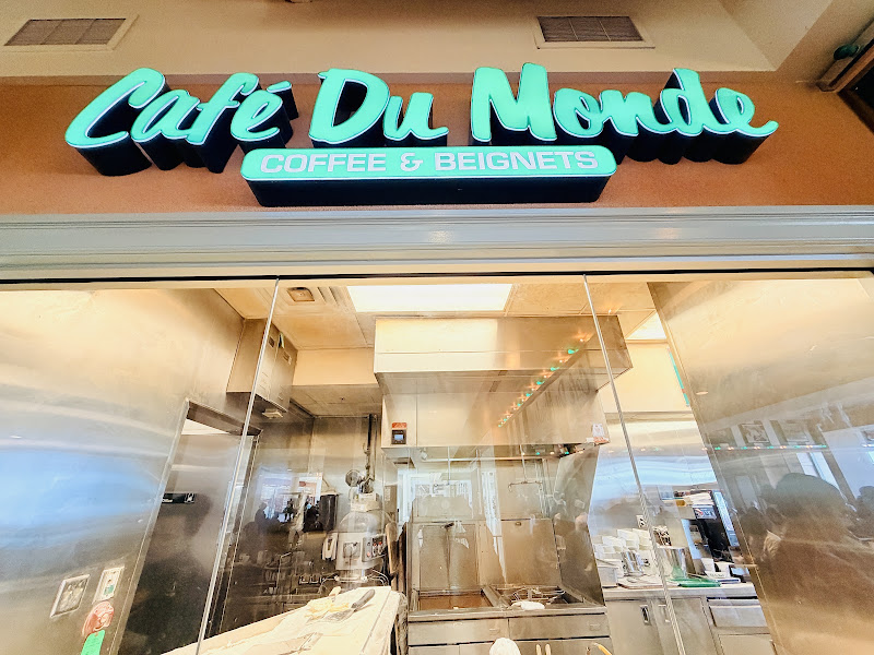 Café Du Monde Riverwalk 2