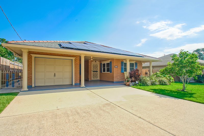 Betsy Birdsong, Broker 4